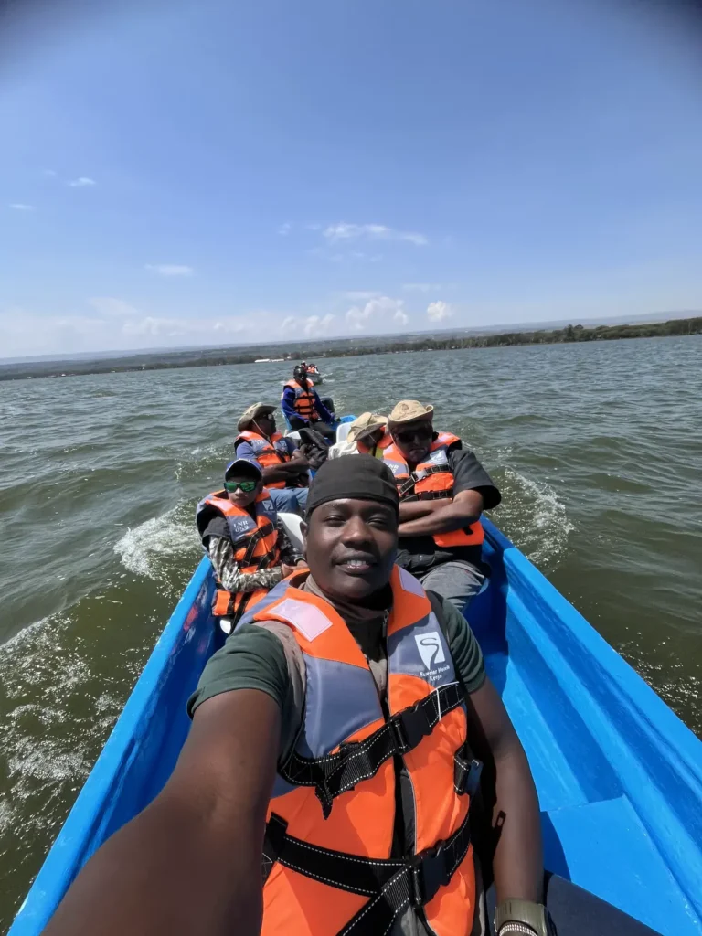 Lewenei with clients – Lewenei Tours and Safaris-001