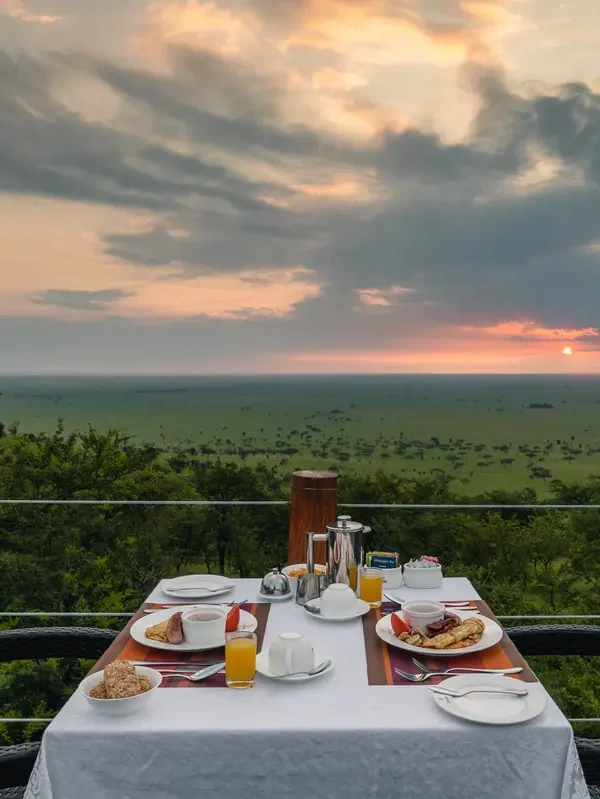 Lewenei with clients – Lewenei Tours and Safaris-049